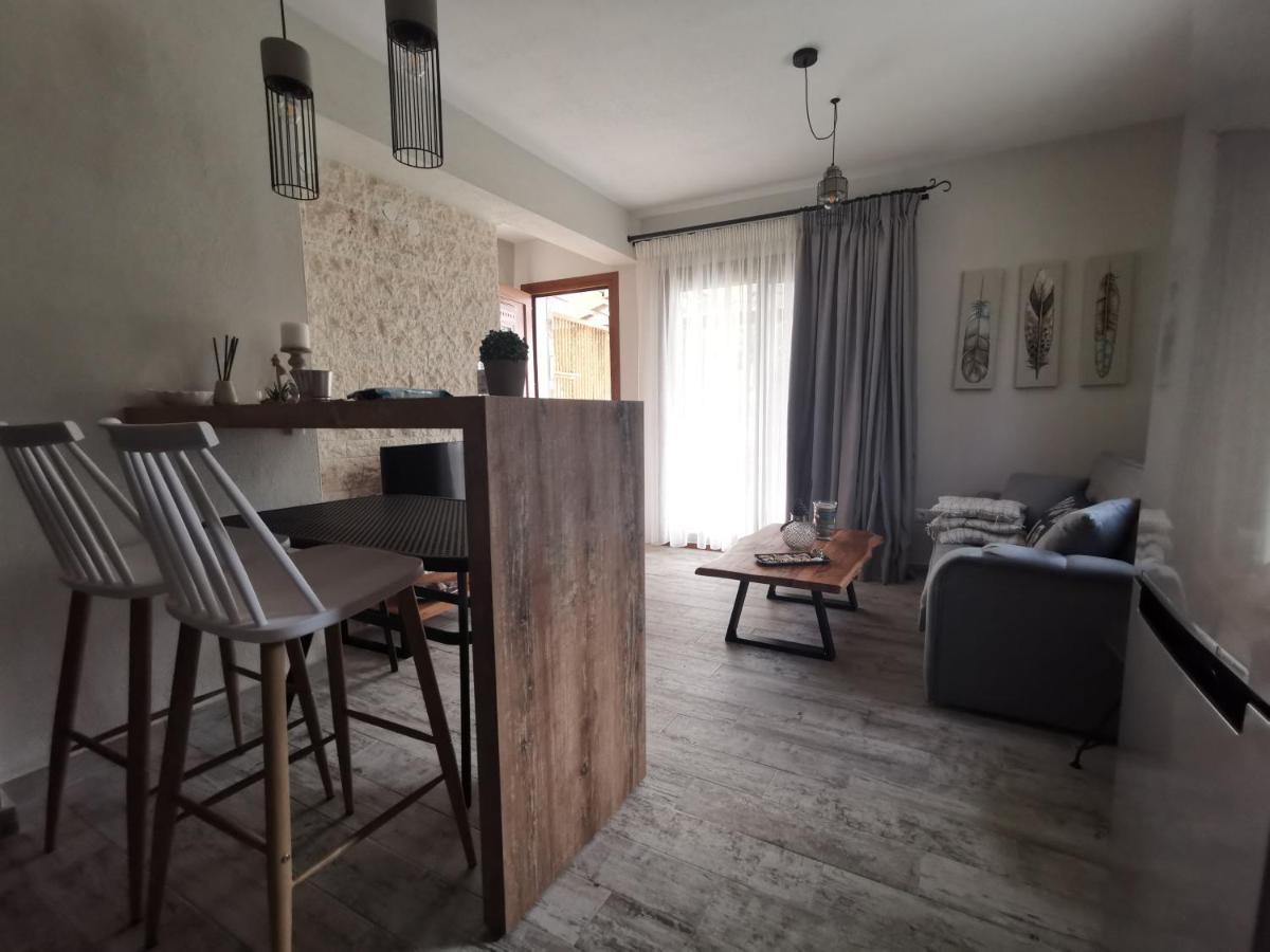 Ca' Del Mare 35M2 Villa Kalogria  Bagian luar foto