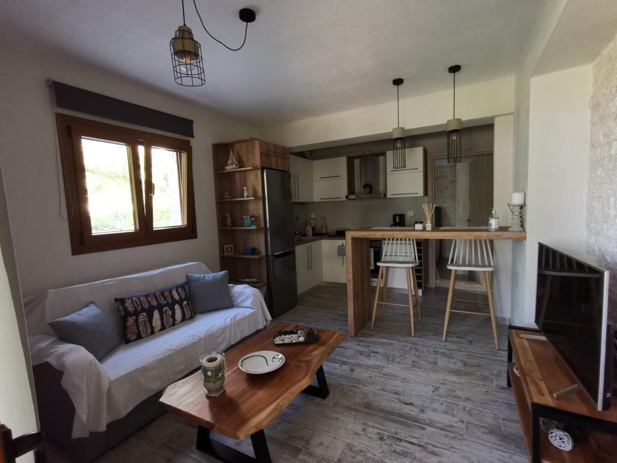 Ca' Del Mare 35M2 Villa Kalogria  Bagian luar foto