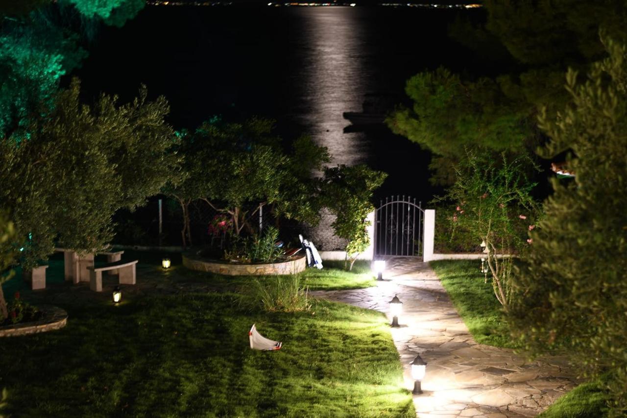 Ca' Del Mare 35M2 Villa Kalogria  Bagian luar foto